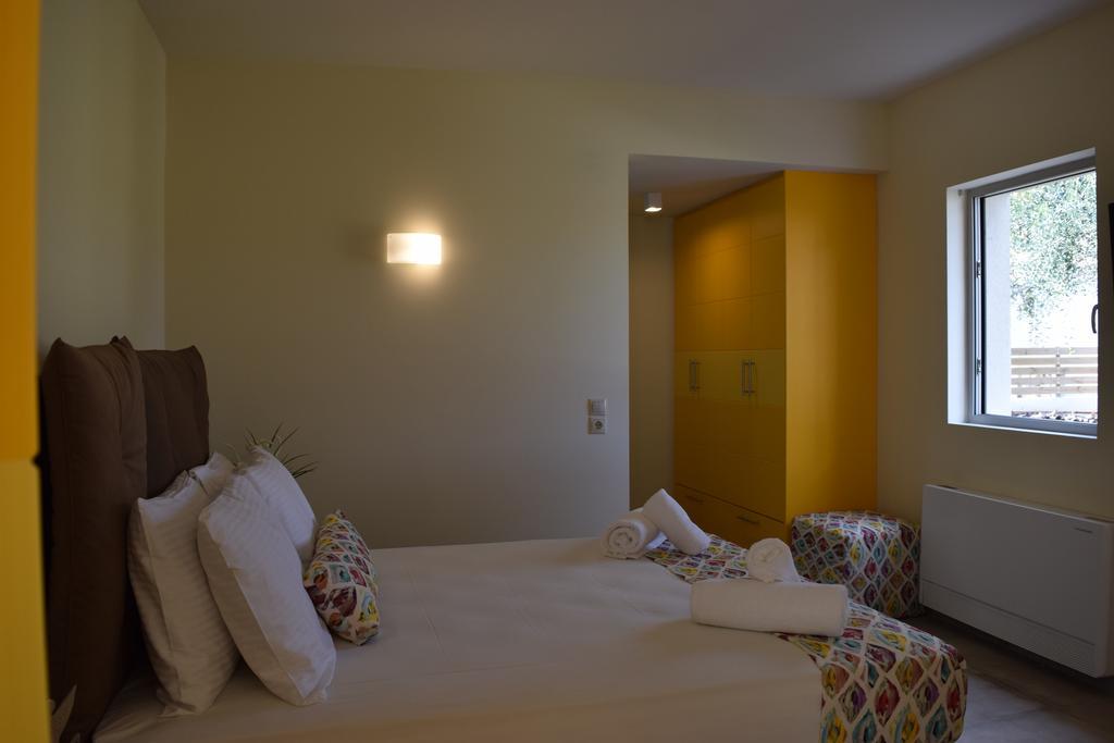 Three Stars Luxury Villas Moraitika Exterior photo