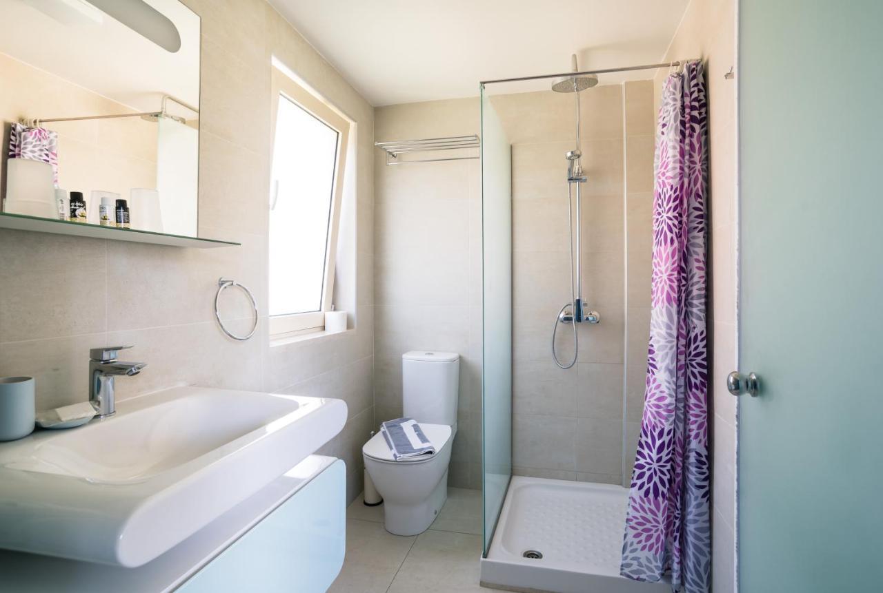 Three Stars Luxury Villas Moraitika Room photo